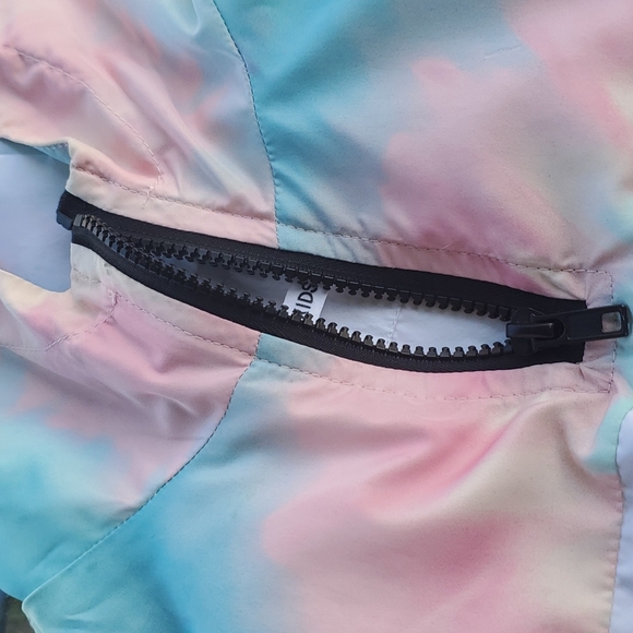 Urban kids queen wind breaker - Picture 2 of 3